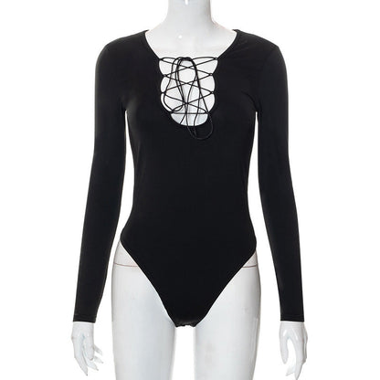 Herbstlicher Damen Bodysuit mit Schnürung & tiefem V-Ausschnitt – Aveline