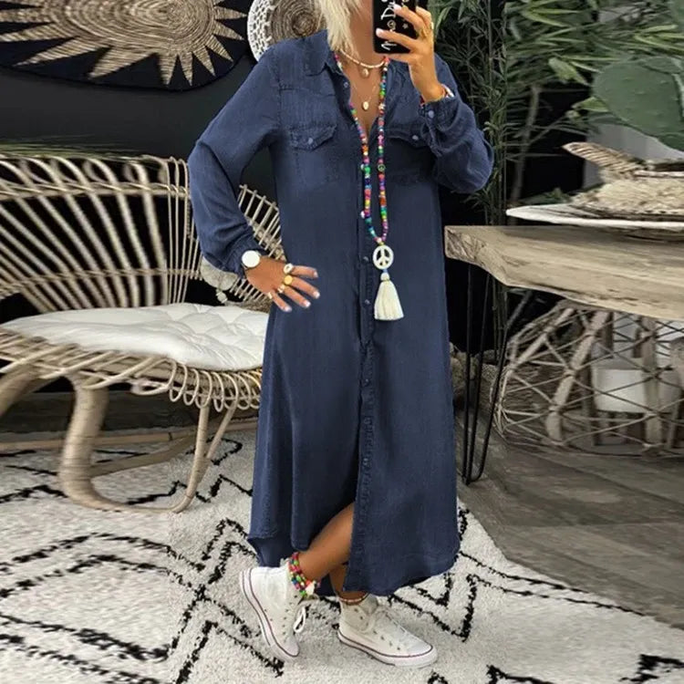 Herbstliches Trendy Denimkleid mit Knopfleiste und Taschen – Isaline