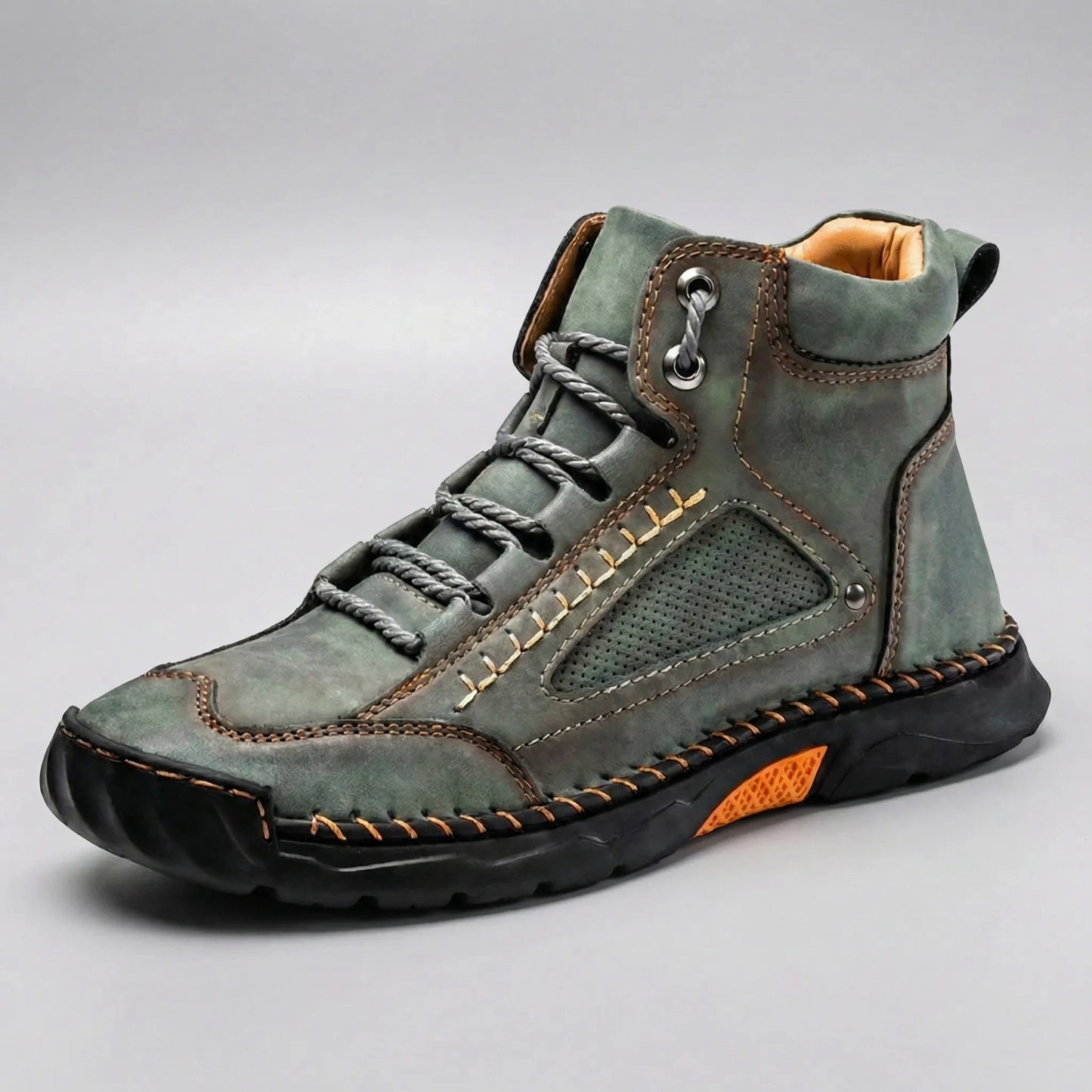 Outdoor-Inspirierter Gehschuh - Filip
