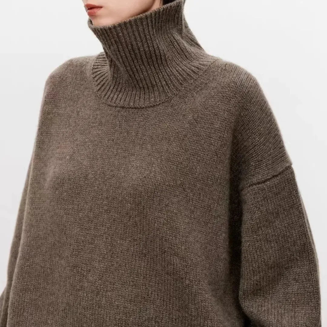 Oversized Rollkragenpullover - Louisa