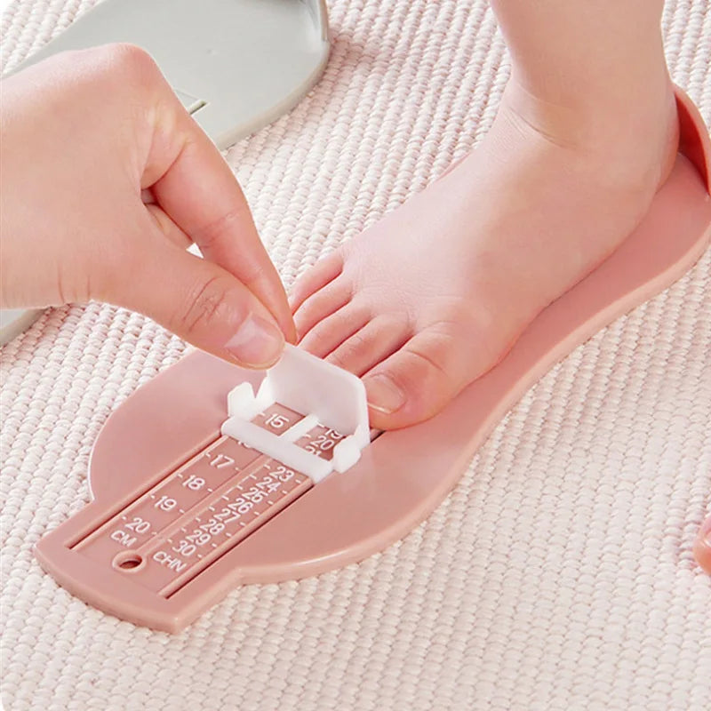 Messgerät für Babyfüße zur Schuhauswahl – Perfekte Passform ermitteln