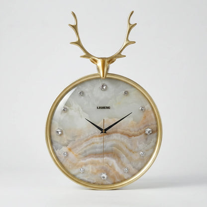 Runde Wanduhr Mit Hirschkopf-Detail - Auraldeer