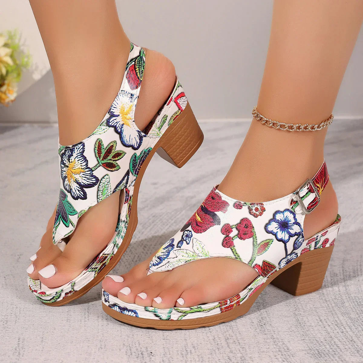 Bunte Damen Sandalen mit Blumenmuster und Blockabsatz – Yasmina