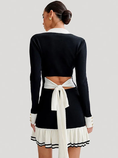 Strick-Minikleid mit Rückenausschnitt und Bandage-Design – Amira Herbstzauber Edition