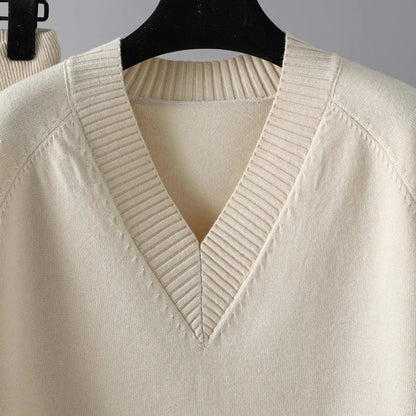 Damen Zweiteilige Strickset mit V-Ausschnitt Pullover & Hose – Noelia