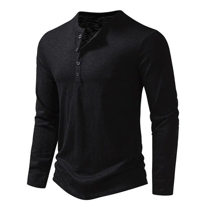 Schwarzes Henley-Shirt in schräger Seitenansicht mit Knopfleiste und langen Ärmeln. 15