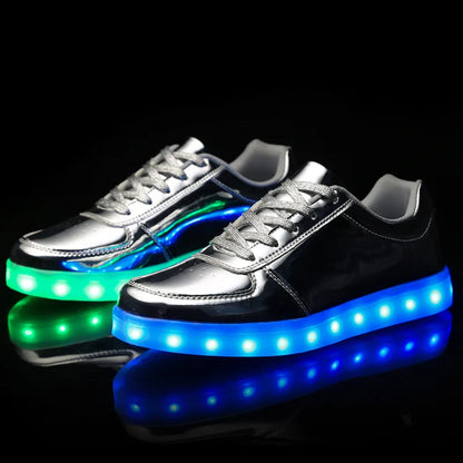 Kinder-LED-Sneaker mit Farbwechsel-Leuchteffekt beim Gehen