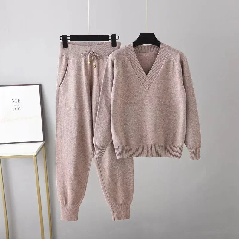 Damen Zweiteilige Strickset mit V-Ausschnitt Pullover & Hose – Noelia
