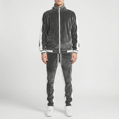 Samtiger Jogginganzug Im Retrostil - Brendan