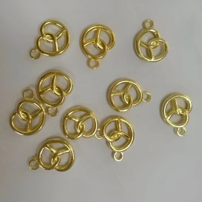30 Stück Mini Brezel-Anhänger – BreznGlanz Charms Oktoberfest 2026