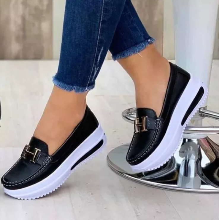 Herbstliche stilvolle orthopädische Damenschuhe für schmerzfreies Gehen – Selina