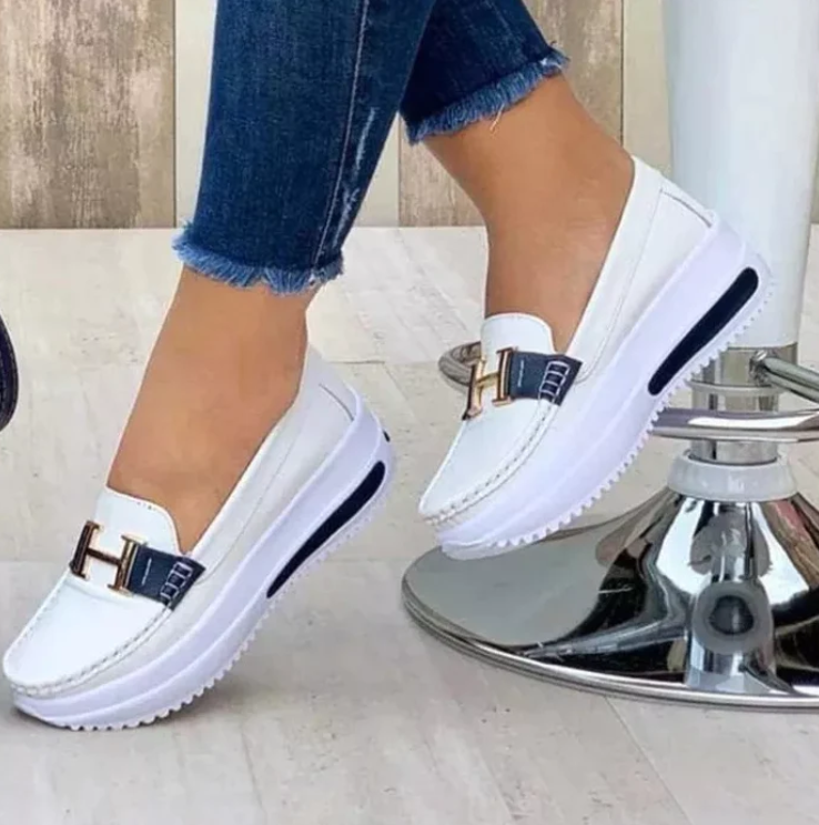 Herbstliche stilvolle orthopädische Damenschuhe für schmerzfreies Gehen – Selina