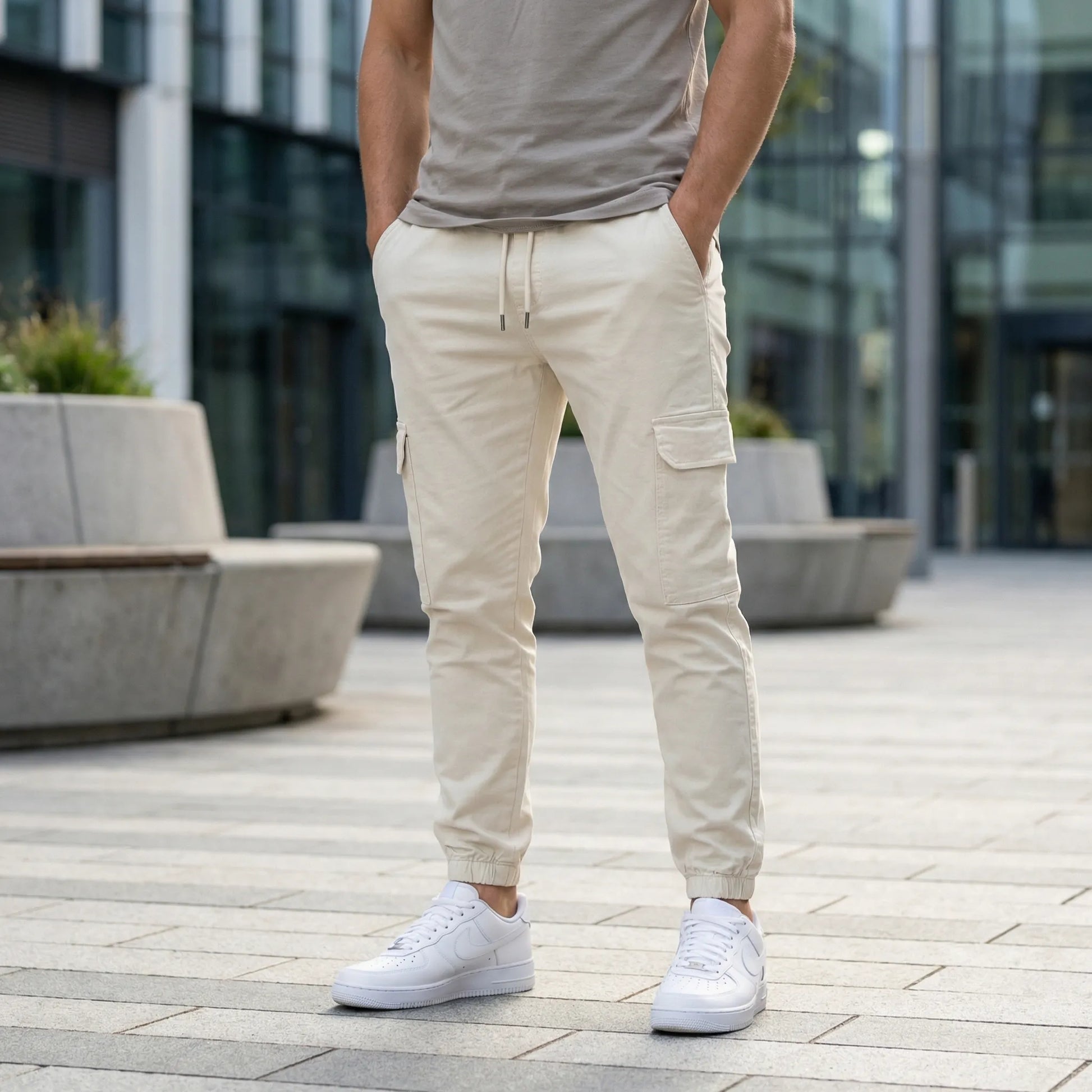 Schmale Cargo-Jogger Mit Zuschnitt - Lasse