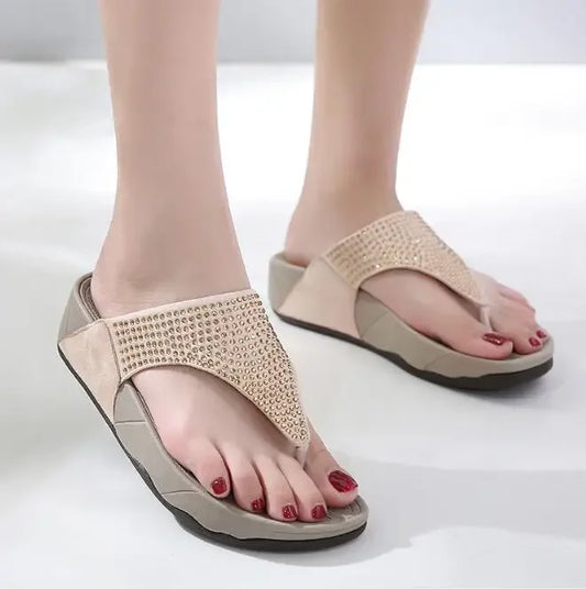 Bequeme Damen-Platform-Slipper mit Strass – Geneva