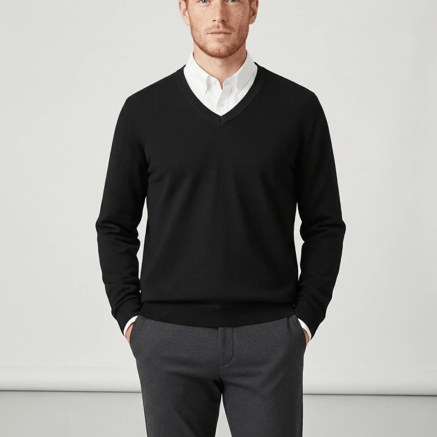 Slim-Fit V-Ausschnitt Pullover - Keanu
