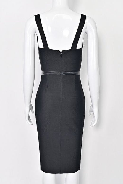 Tailliertes Cocktailkleid Mit Schlitz - Merle