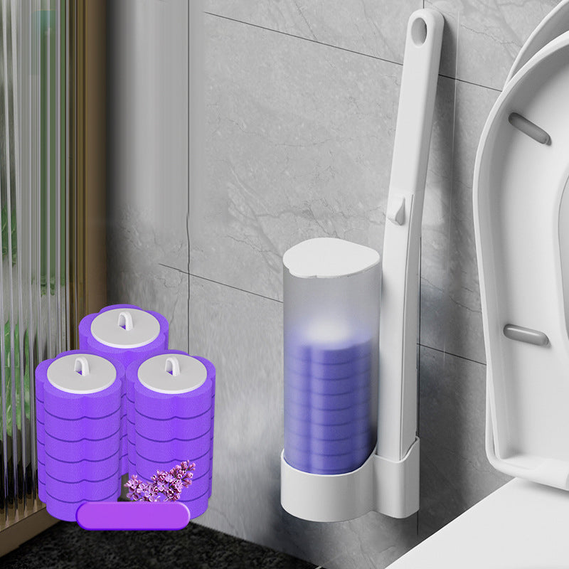 Wandspender mit violetten Aufsätzen, Lavendelblüten und violettem Duftstück