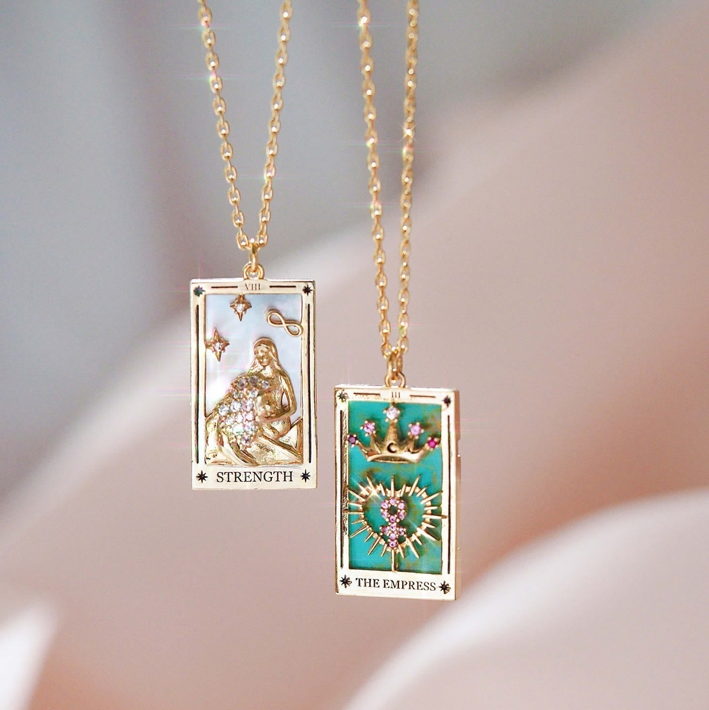 Vergoldete Tropfen-Halskette - TarotJewelry 