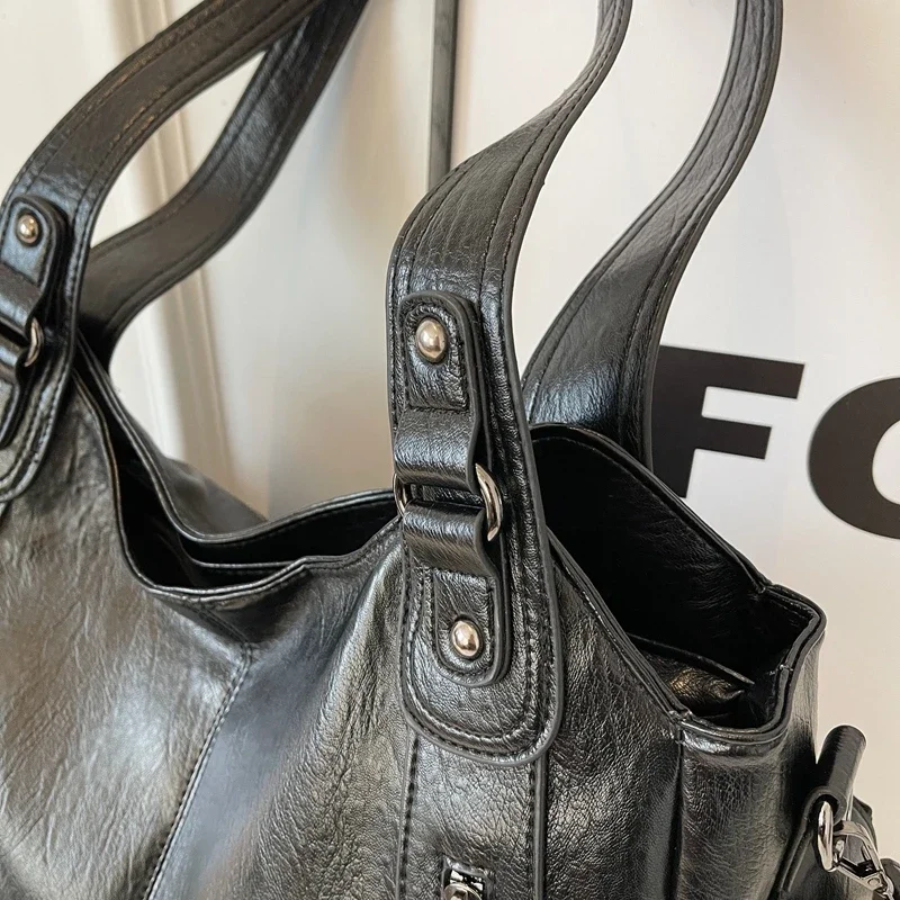 Vielseitige Crossover Tasche - Nikita