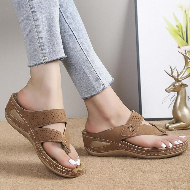 Damen-Sandalen mit verstellbarem Riemen und Streifen – Atmungsaktiv & Orthopädisch