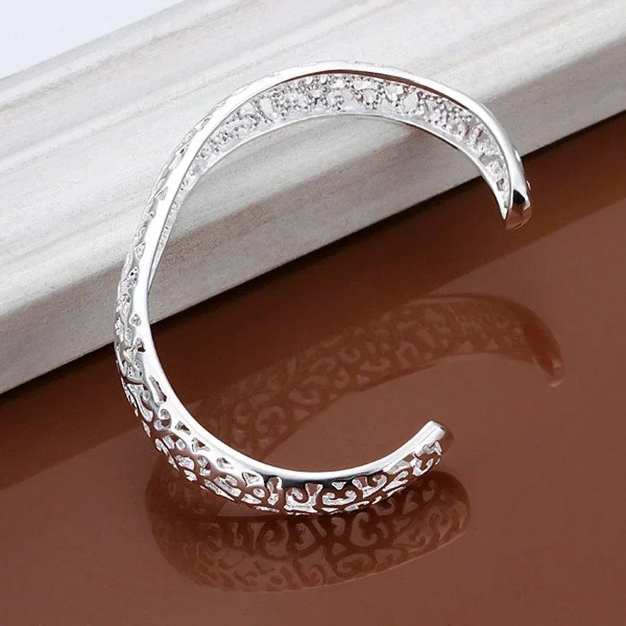 Zartes Silbermanschettenarmband - SilverFinesse 