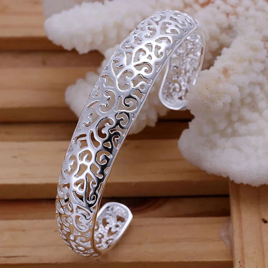 Zartes Silbermanschettenarmband - SilverFinesse 