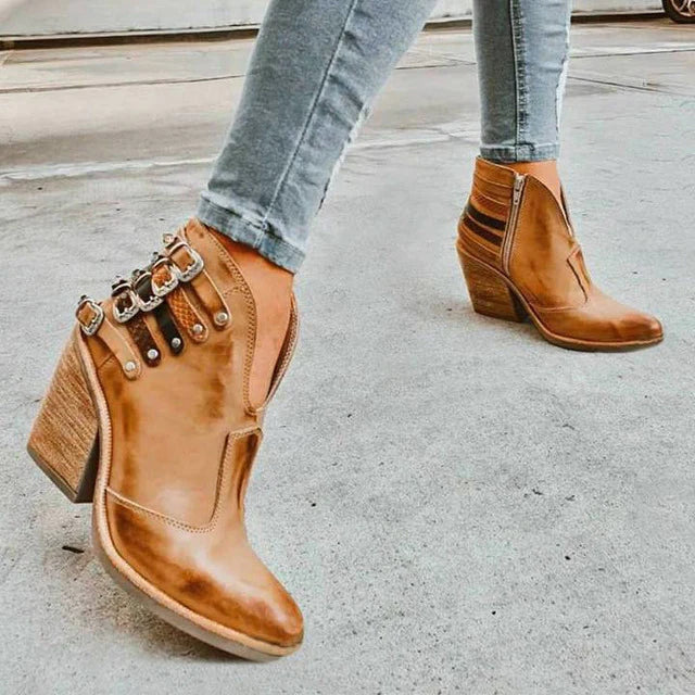 Damen Ankle Boots mit Absatz – Clara