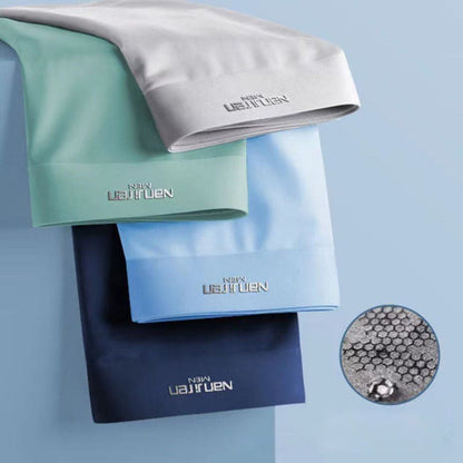 Vier ultradünne Boxershorts aus Seide in Pastellfarben, atmungsaktiv, für Herren.