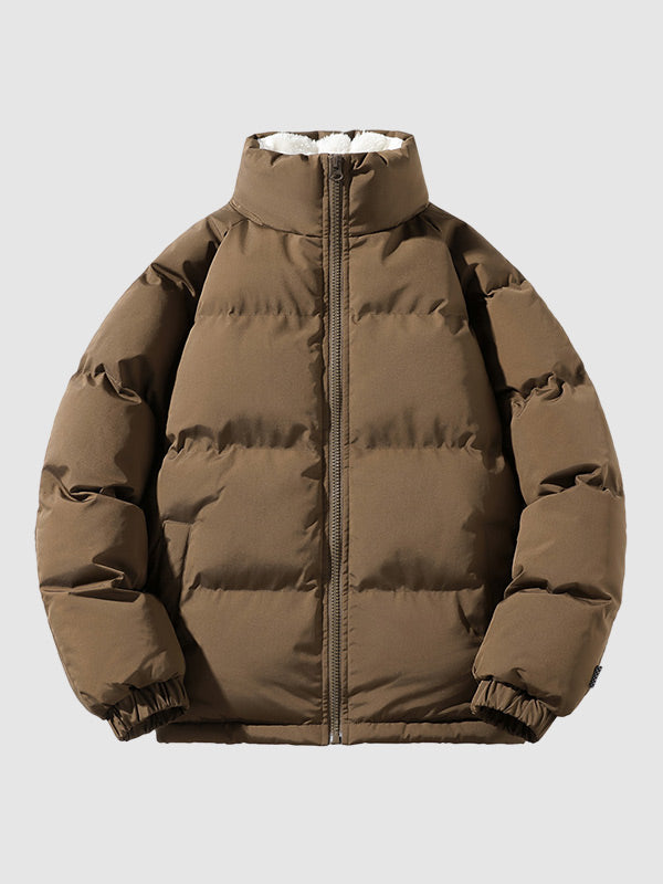 Braune Daunenjacke mit Reißverschluss, warm, wintertauglich, Unisex, modisch, isoliert.