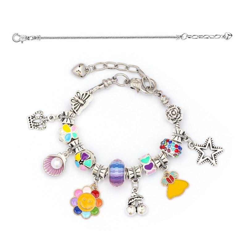 Silberarmband mit bunten Charms, Blumen, Stern, Herz und Perlen für Damen, modisch, Geschenkidee.