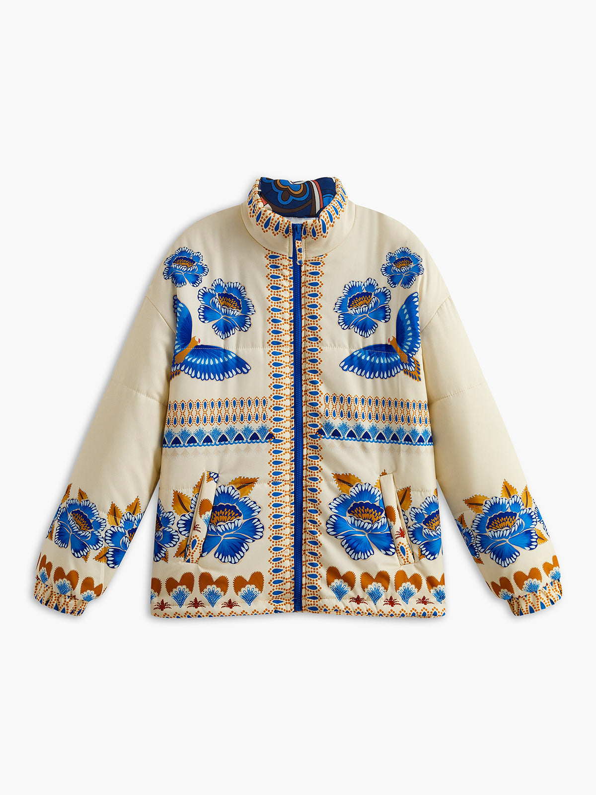 Bunte Damenjacke mit Blumenmuster, blau und beige, Stehkragen, Reißverschluss, modisch.