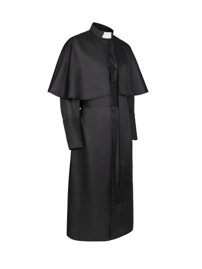 Seitenansicht des Priesterkostüms mit Schulterumhang, weitem Ärmelbund, Knopfleiste und herabhängenden Fransen 4