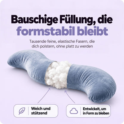 Aufgeschnittenes Kissen zeigt die weiche weiße Faserfüllung im Inneren unter dem blauen Bezug 4