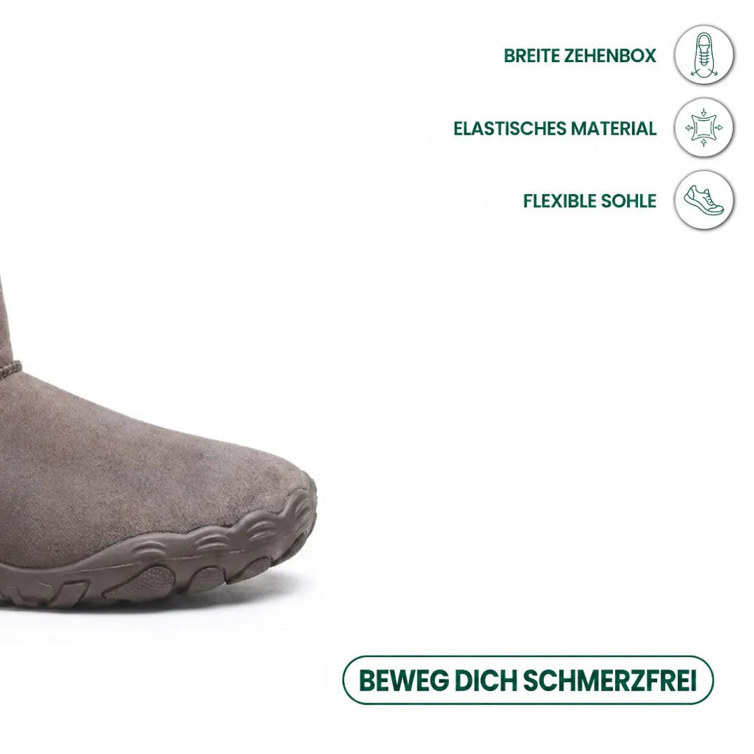 Nahaufnahme der breiten Stiefelspitze aus braunem Veloursleder mit flexibler Sohle, daneben Infografik mit Eigenschaften 41