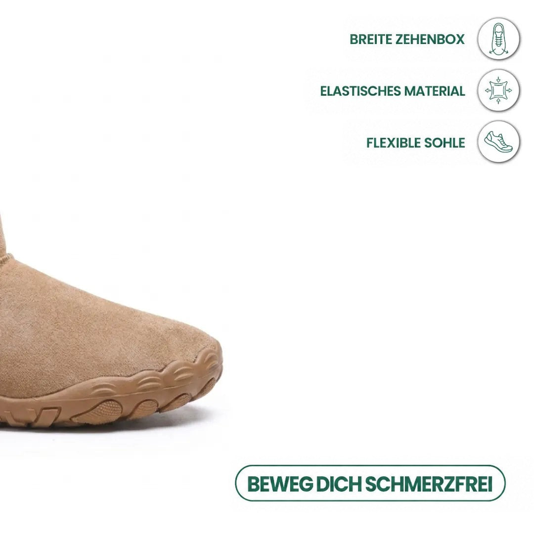 Breite, runde Zehenpartie des braunen Stiefels mit flexibler Sohle, daneben Symbole zu Komfort und Elastizität 23