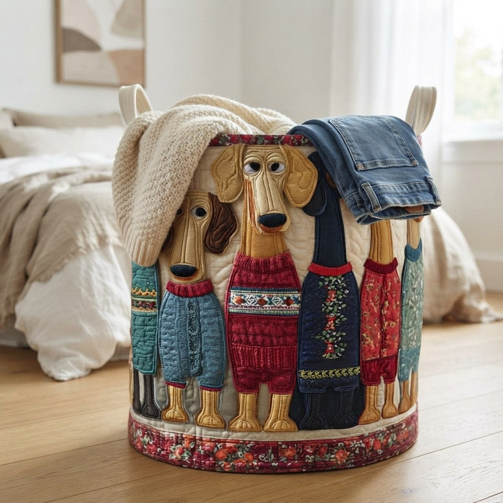 Der Korb im Schlafzimmer, gefüllt mit einer Strickdecke und einer über den Rand hängenden Jeans 4