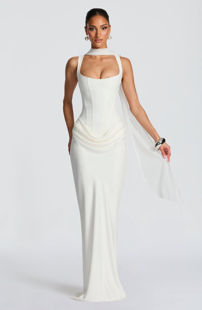 Cremeweißes Indy Bodycon-Maxikleid mit transparentem Schal um den Hals