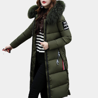 Damen Wintermantel Armeegrün mit Kapuze, Pelzbesatz, gesteppt, warm, modisch, lang.