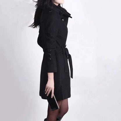 Damen Wintermantel Schwarz mit Gürtel, modisch, elegant, warm, Herbst-Winter-Kollektion.