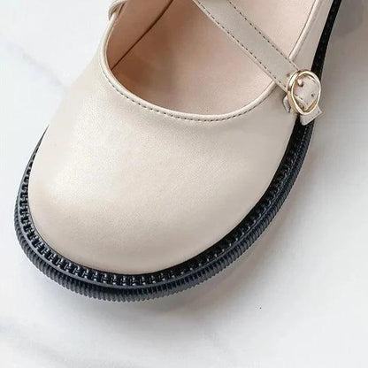 Damen-Lederslipper, beige, mit Schnalle, rutschfeste Sohle, modisch und bequem.