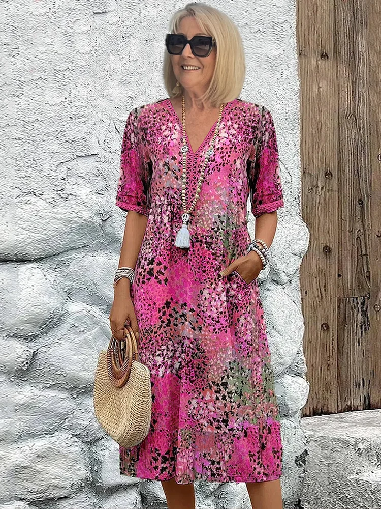 Schickes Midi-Kleid in Pink mit feinem Tupfenmuster, Detail