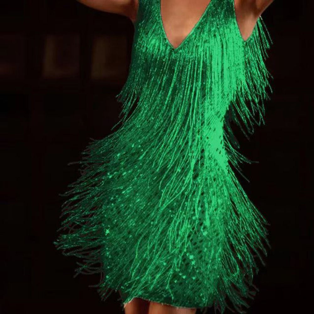 Glitzerndes Pailletten-Kleid mit Fransen – Celina