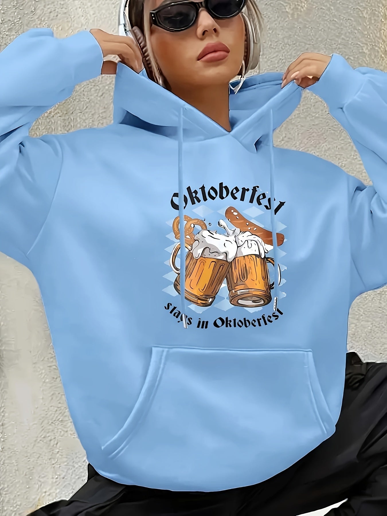 Stylischer Damen Hoodie – Clara Oktoberfest 2026