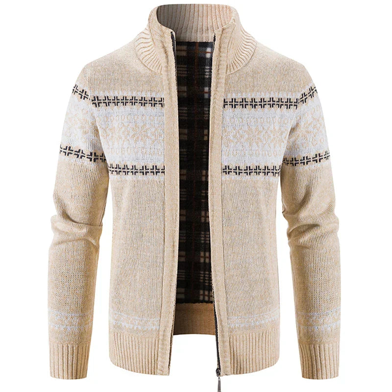 Beige Herren Strickjacke mit Reißverschluss, Wintermode, warm gefüttert, skandinavisches Muster.