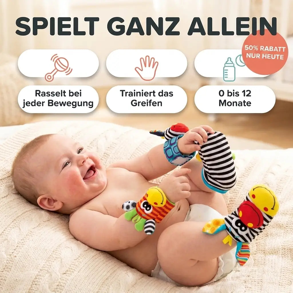 Baby Hand und Fuß Rassel Socken Set in multicolor mit Streifen und Tiergesichtern auf einem Baby