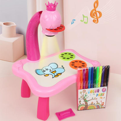 Rosa Kindermaltisch mit Projektor, Elefantenmotiv, inklusive 12 bunte Stifte, Musiknoten.