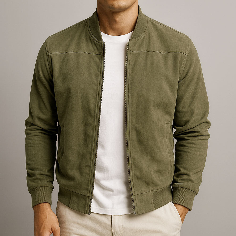 Beige-braune Herrenjacke aus Wildlederimitat, detail.