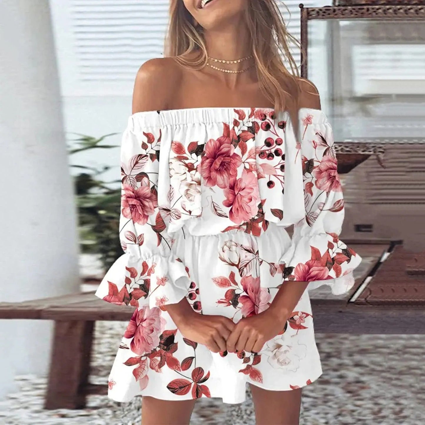 Sommerkleid mit Blumenmuster und ausgestellten Ärmeln – Mireille