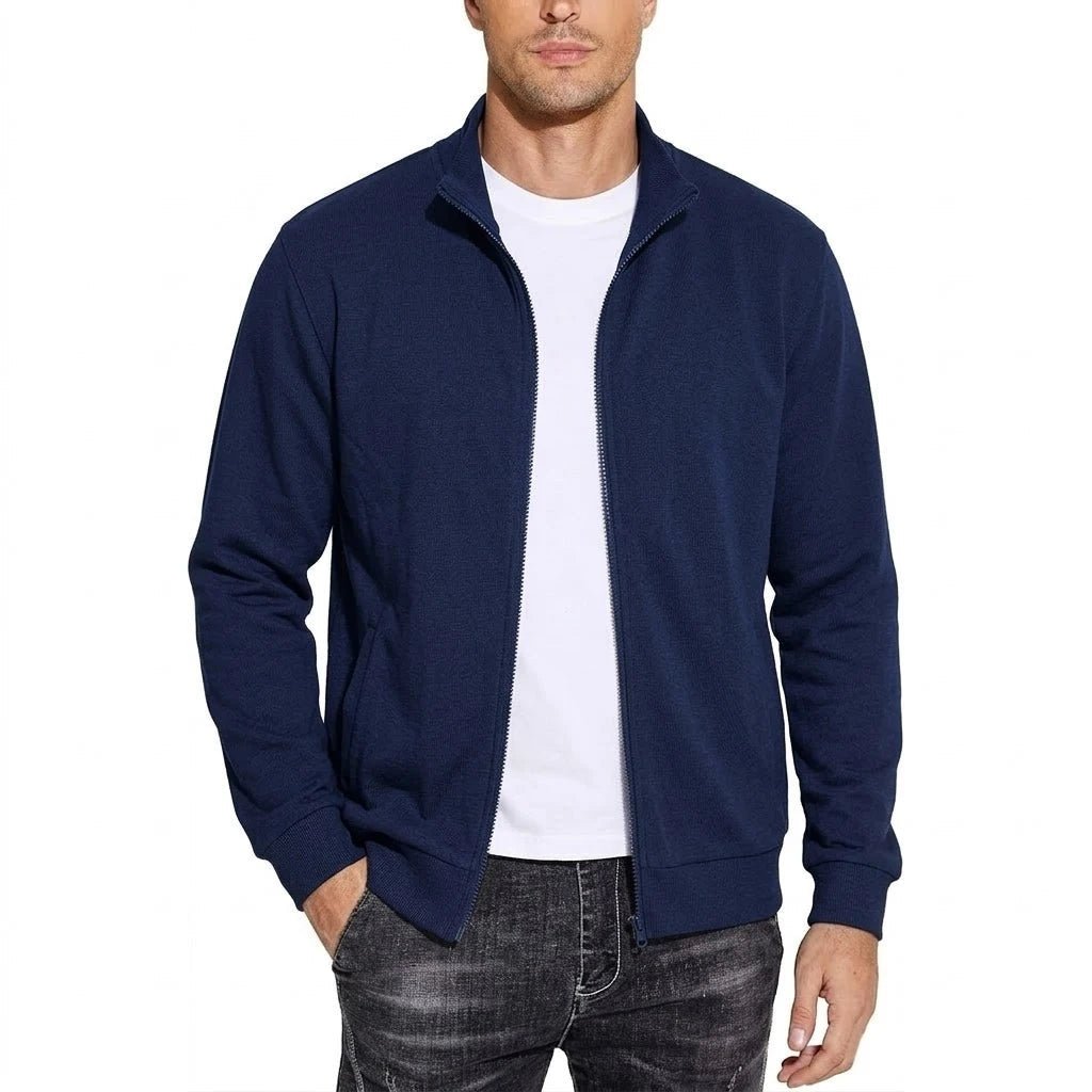 Herren-Sweatshirtjacke mit Reißverschluss in Marineblau, offene Frontansicht über weißem T-Shirt