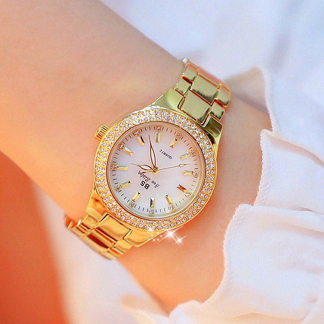 Elegante Damenarmbanduhr mit Kristalldetails – Aveline